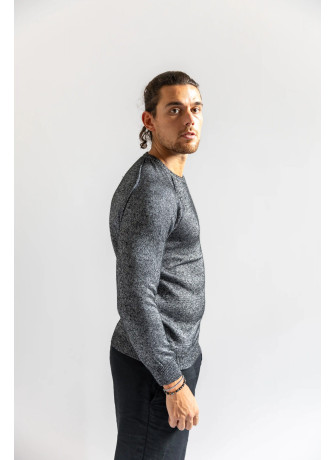 Men's crew neck sweater with saddle sleeve