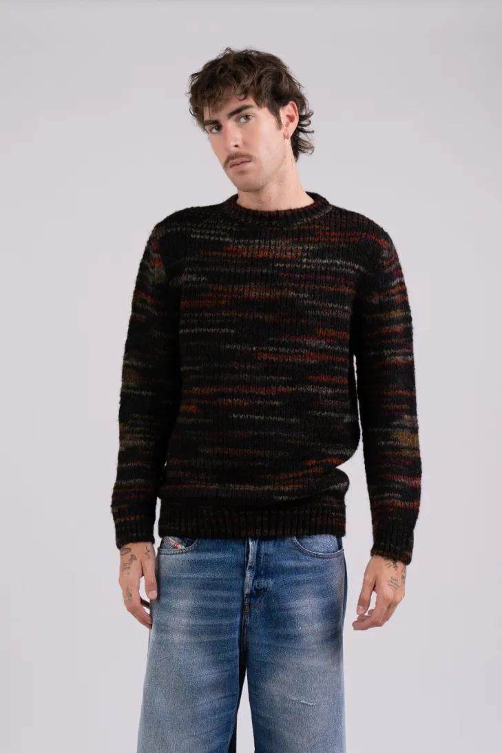 Maglia girocollo filato stampato polvere