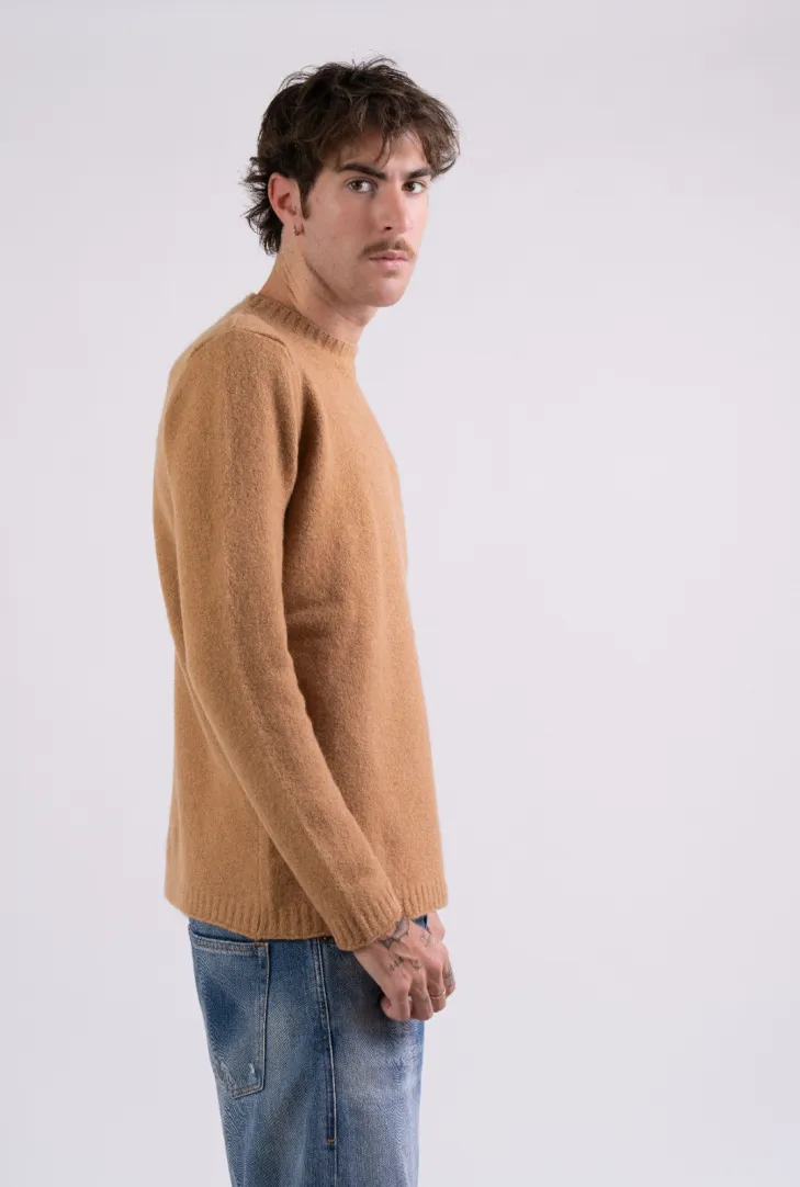 Maglia girocollo in lana vergine color blu