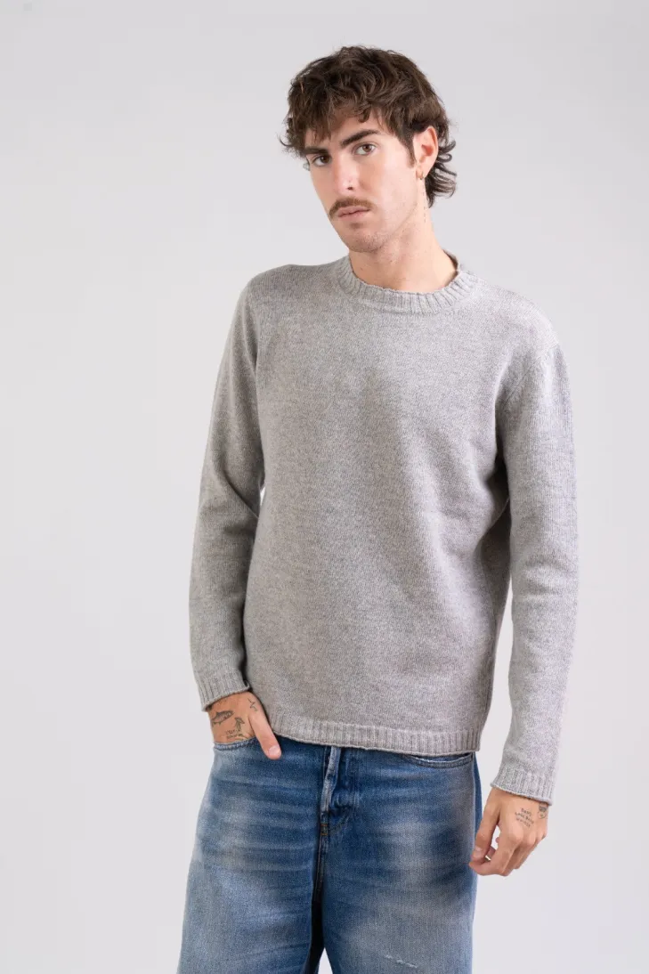 Maglia girocollo con ricciolo color nero