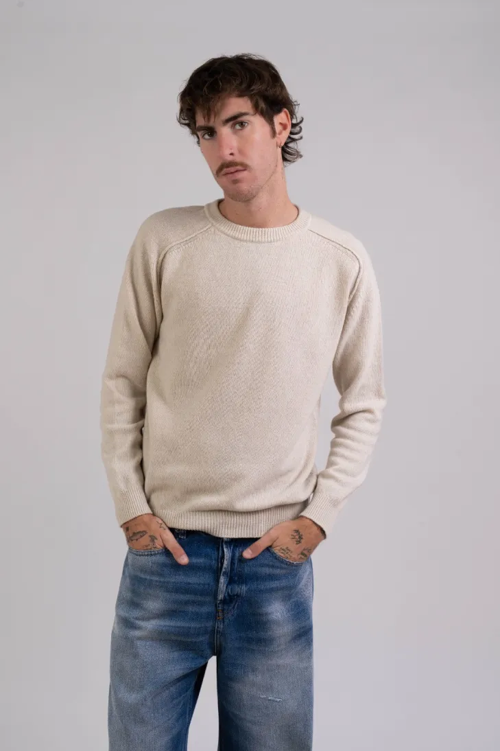 Crew-neck sweater with saddle sleeve and external stitching for men