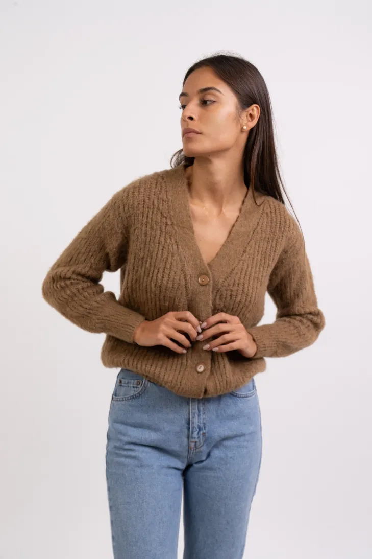 Cardigan corto in kid mohair color cammello