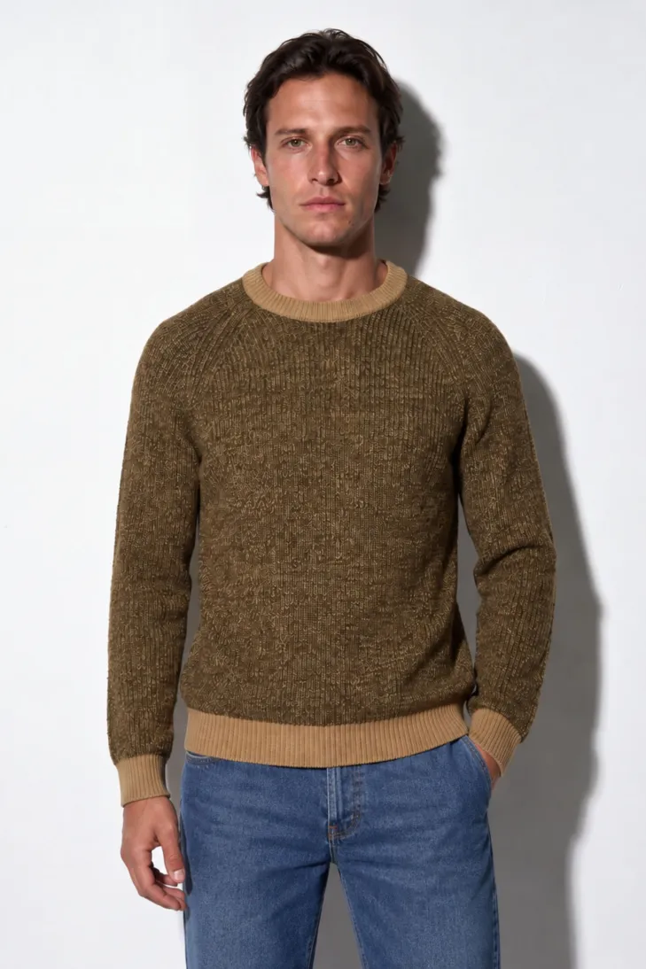 Maglia girocollo mouliné cammello
