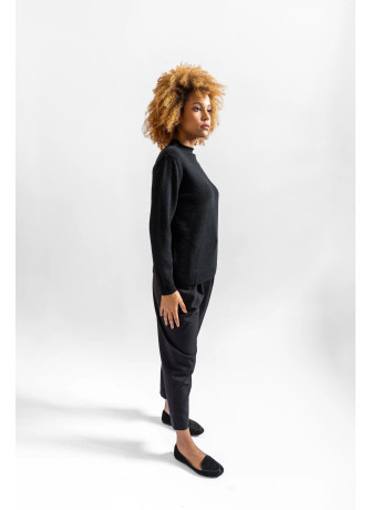 Wool and cashmere fireplace neck sweater