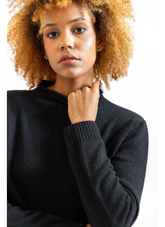 Wool and cashmere fireplace neck sweater