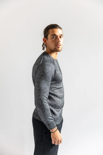 Gray men's crew neck sweater with saddle sleeve