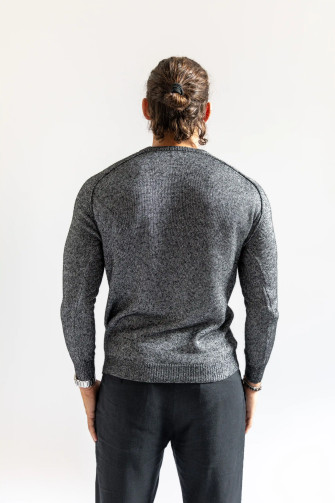 Gray men's crew neck sweater with saddle sleeve